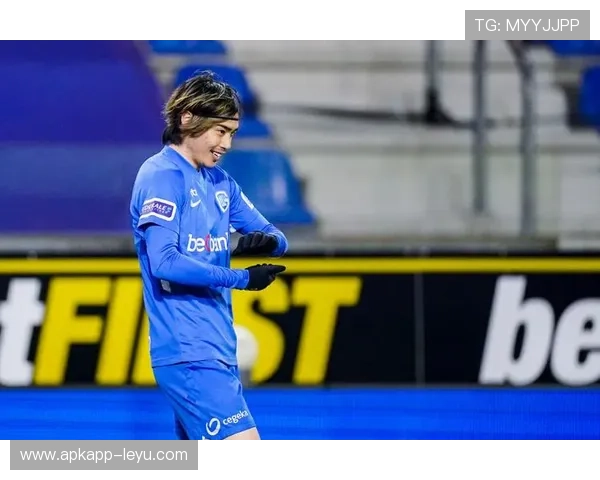 伊东纯也：日本边锋新星，闪耀国际赛场