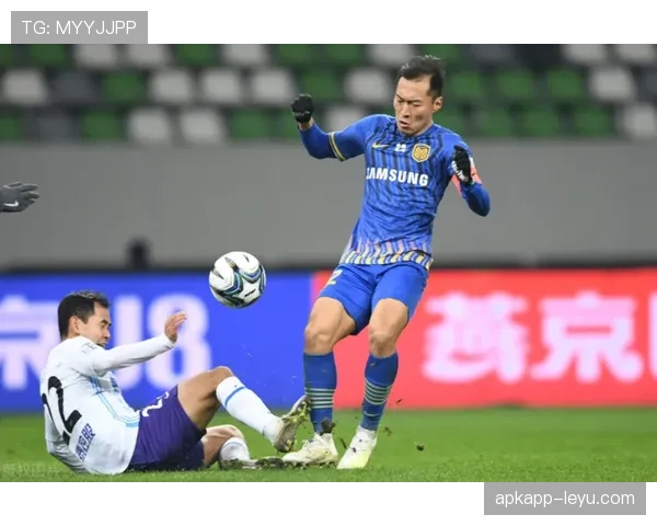 梅赫伦边路闪电突袭，稳健发挥助球队斩获关键胜利