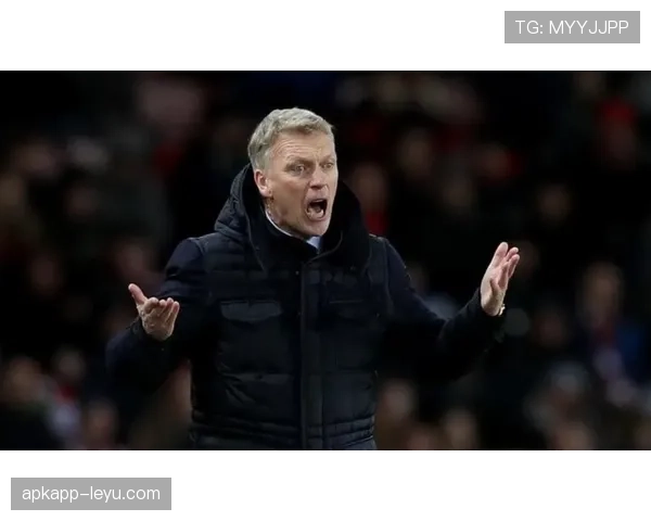 莫耶斯率西汉姆持续突破，球队表现惊艳引瞩目