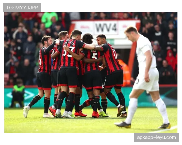 英超焦点战：伯恩茅斯主场迎战利物浦，全力抢分保级