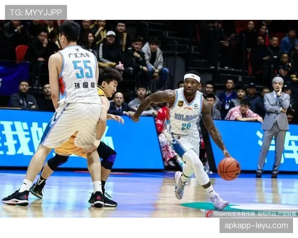 外援高效却难掩进攻单一，申花的层次感去哪了？