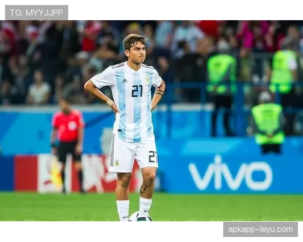 迪巴拉：从“新梅西”标签到独立核心的转型解析