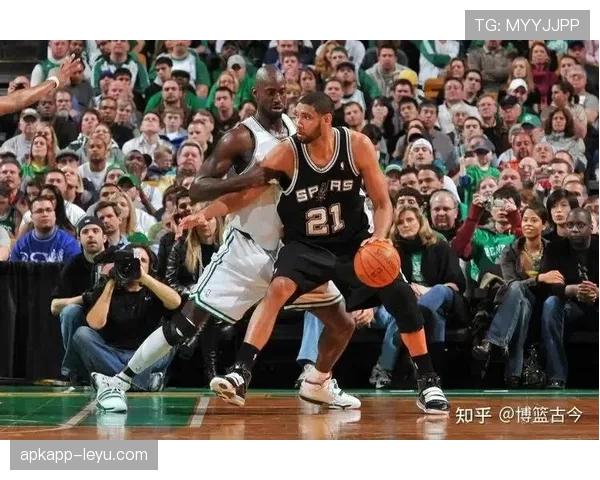 加内特篮下强攻对比巅峰期效率提升显著